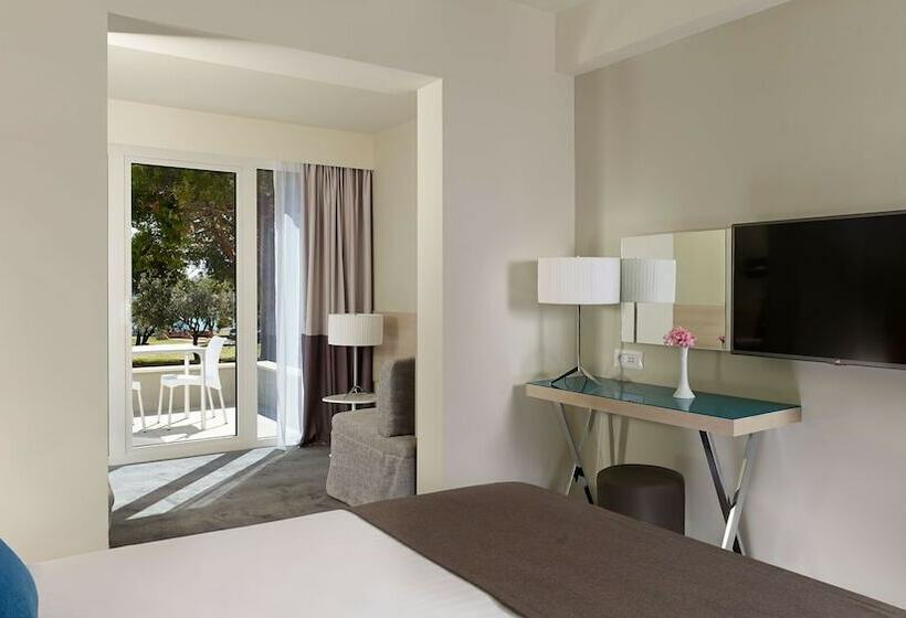 اتاق خانوادگی, Park Plaza Belvedere Medulin