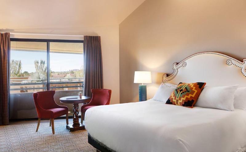스탠다드 룸 킹사이즈 침대, The Wilde Resort And Spa