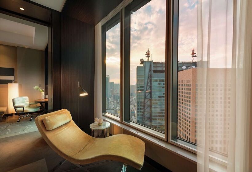 Люкс Вид на Город, Conrad Tokyo