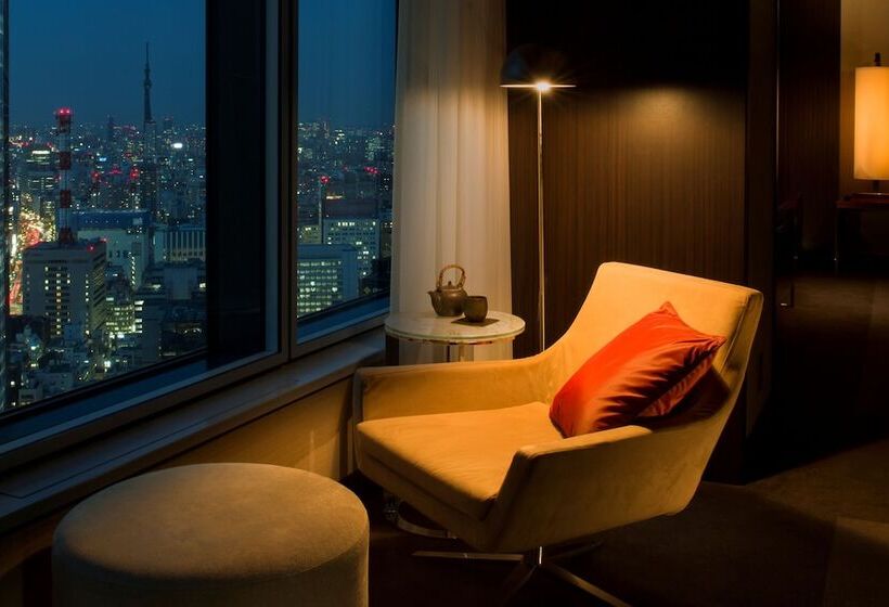 带城市景观的套间, Conrad Tokyo