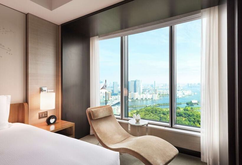 Люкс с Видом, Conrad Tokyo
