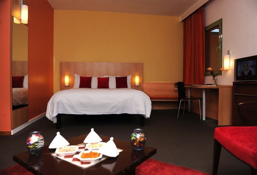 سوئیت جونیور با چشم‌انداز کوهستان, Ibis Marrakech Palmeraie
