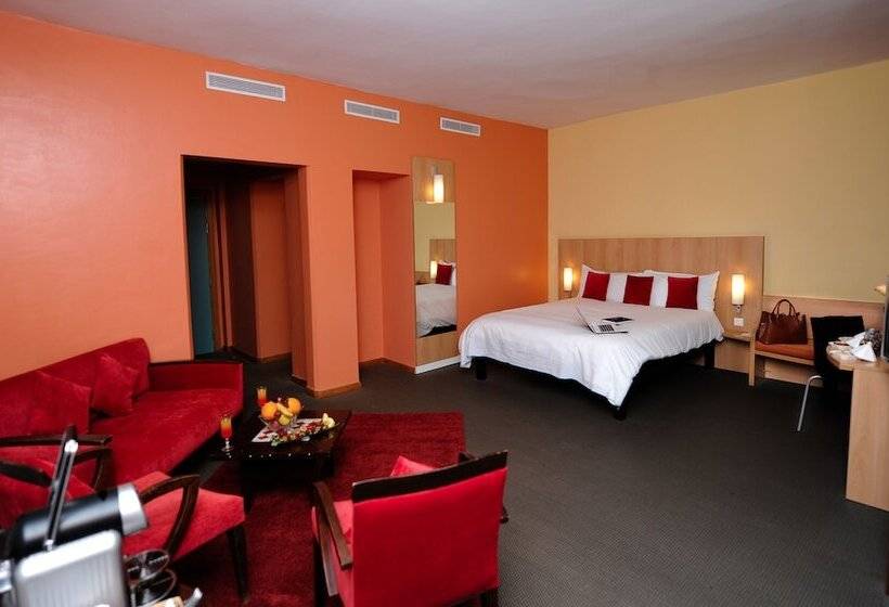 سوئیت جونیور با چشم‌انداز کوهستان, Ibis Marrakech Palmeraie