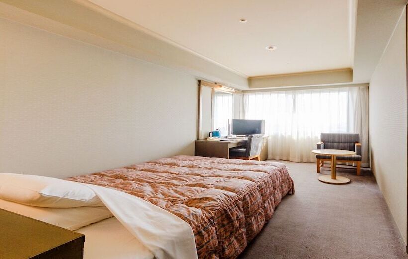 Quarto Estandar Individual, Pearl City Kobe