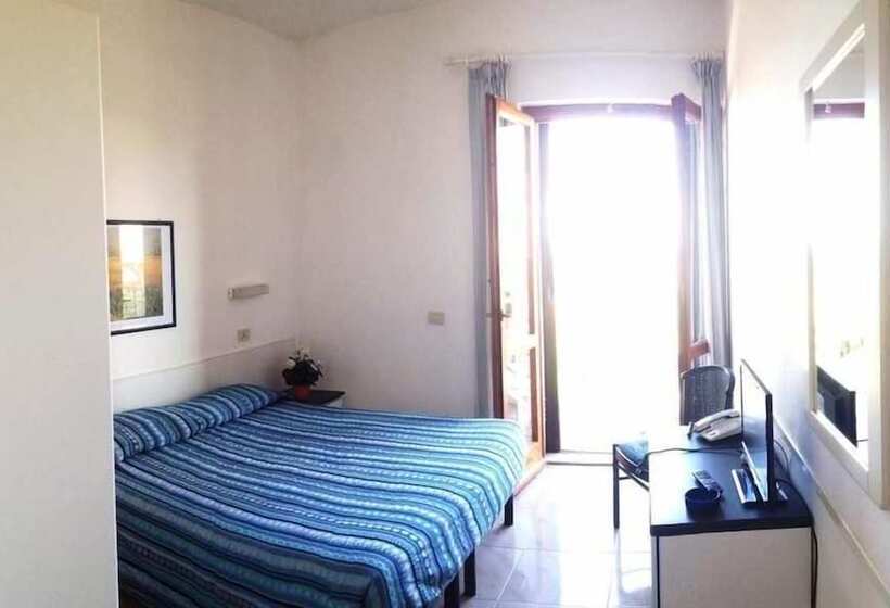 اتاق اقتصادی با چشم‌انداز دریا, Villa Padulella