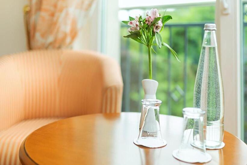 주니어 스위트, Victor S Residenz Hotel Berlin Mitte