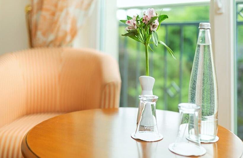 주니어 스위트, Victor S Residenz Hotel Berlin Mitte