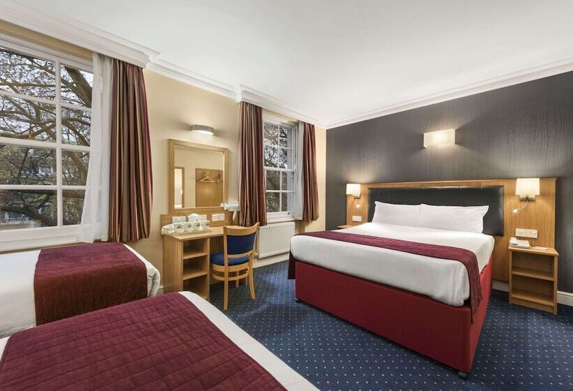 Номер Стандарт Трехместный, Days Inn Hyde Park