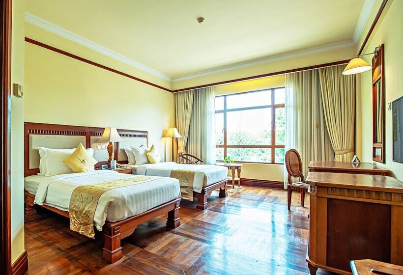 Номер Deluxe Вид на Город, Sokha Angkor Resort