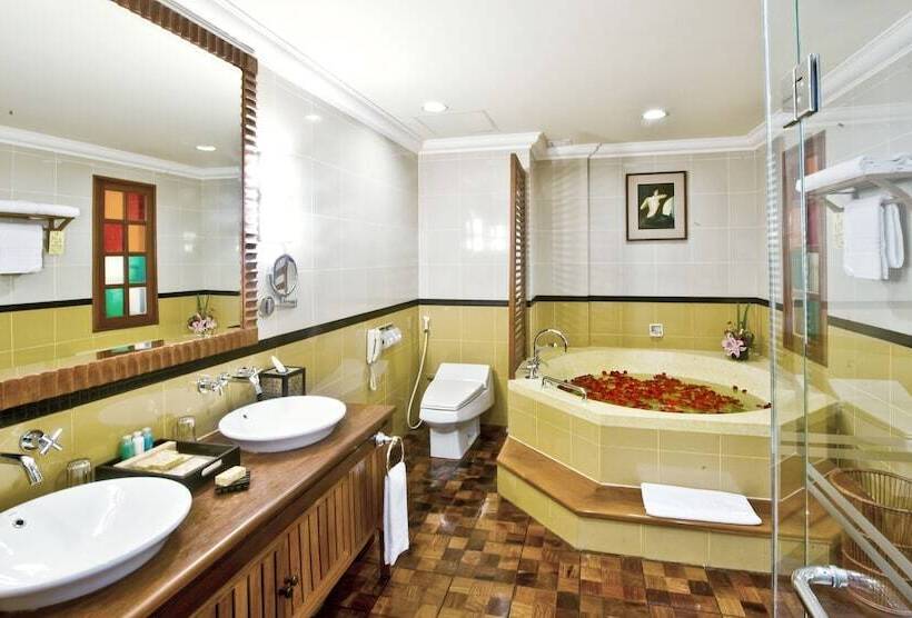 Люкс Клуб, Sokha Angkor Resort