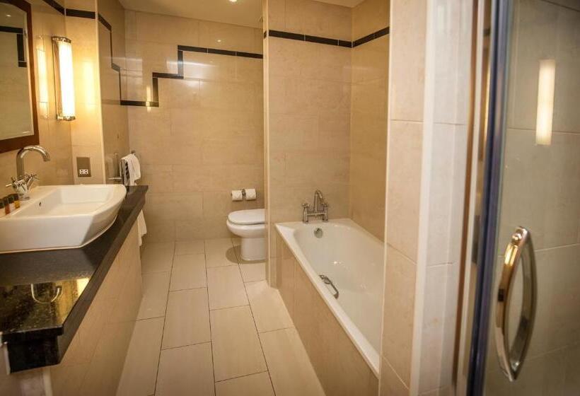سوییت با چشم‌انداز دریا, The Quay Hotel And Spa
