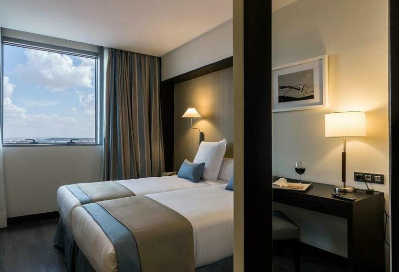 Номер Стандарт, Lcb Hotel Fuenlabrada
