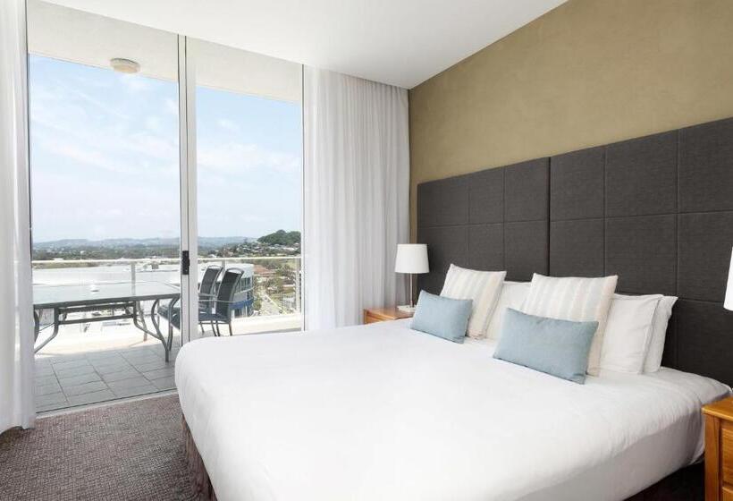 Апартаменты 3 Спальни, Mantra Twin Towns