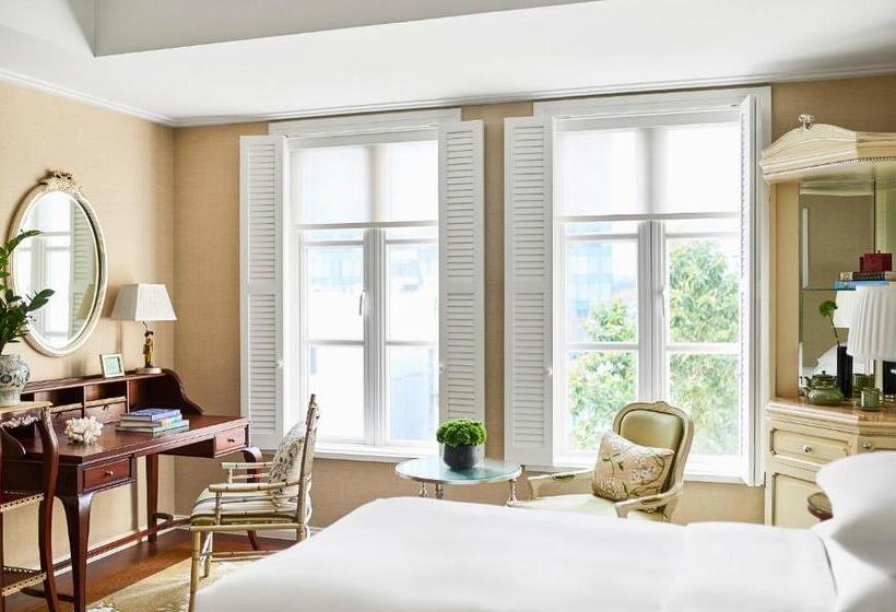 اتاق استاندارد با چشم‌انداز باغ, Park Hyatt Saigon