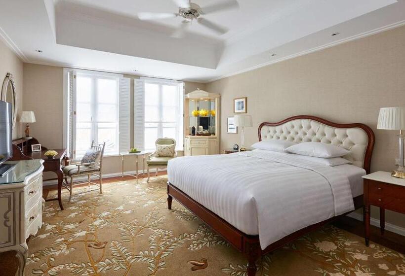 اتاق استاندارد با تخت بزرگ, Park Hyatt Saigon