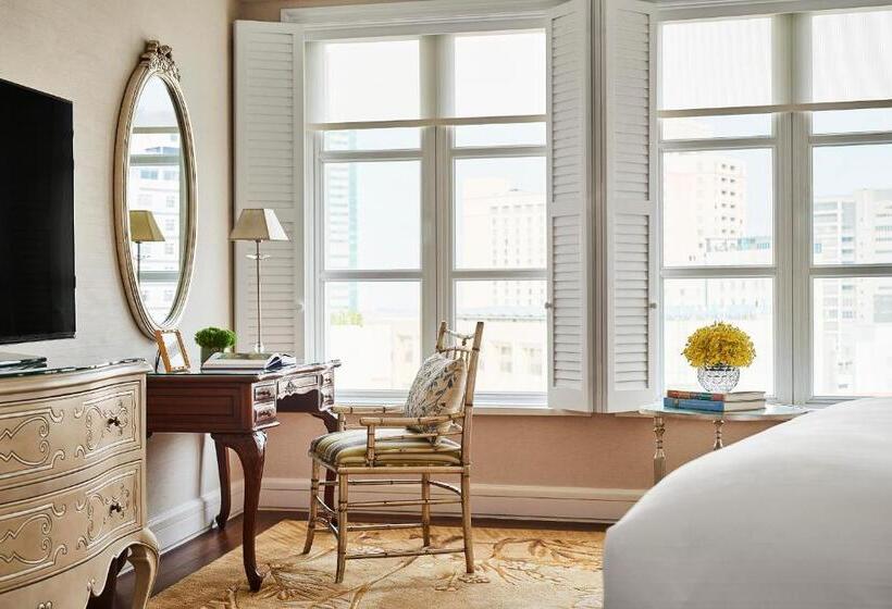 اتاق استاندارد با تخت بزرگ, Park Hyatt Saigon