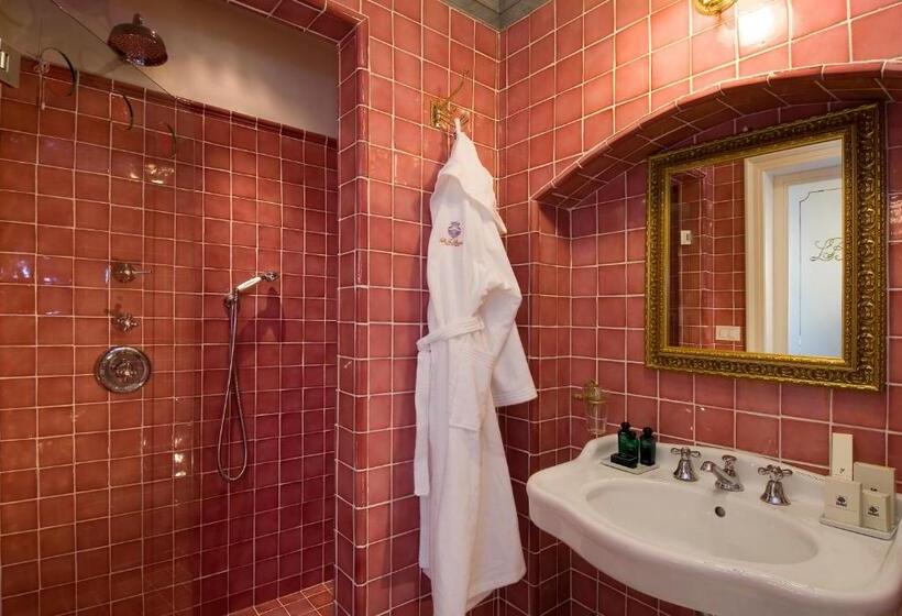 اتاق کلاسیک, Villa La Borghetta Spa Resort