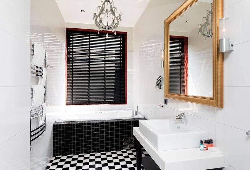 سوییت, Profilhotels Savoy