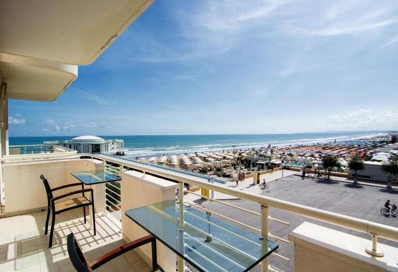 سوییت با چشم‌انداز دریا, Terrazza Marconi Hotel&spamarine