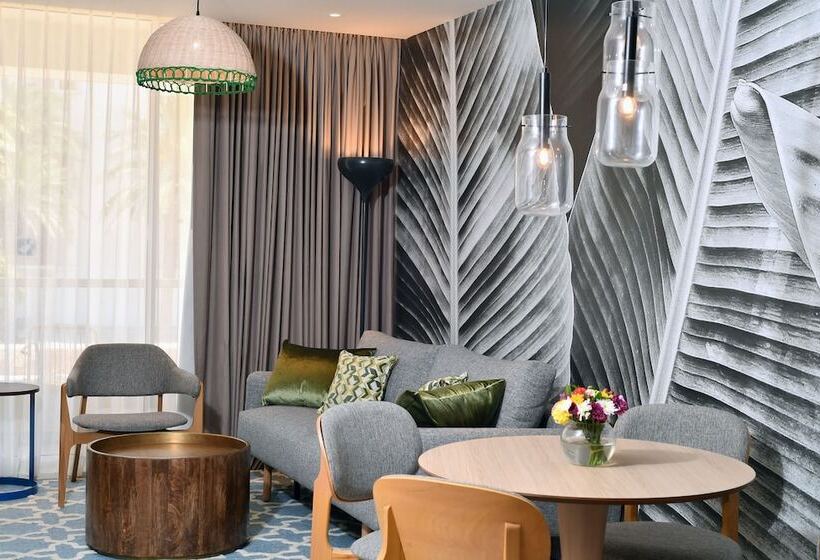 סוויטה, Royal Garden By Isrotel Collection