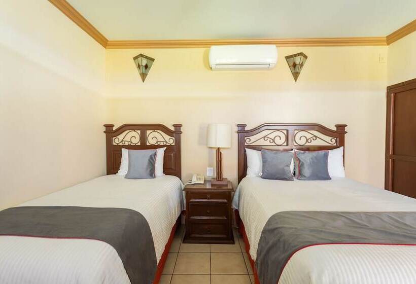 اتاق استاندارد سه نفره, Angel Inn