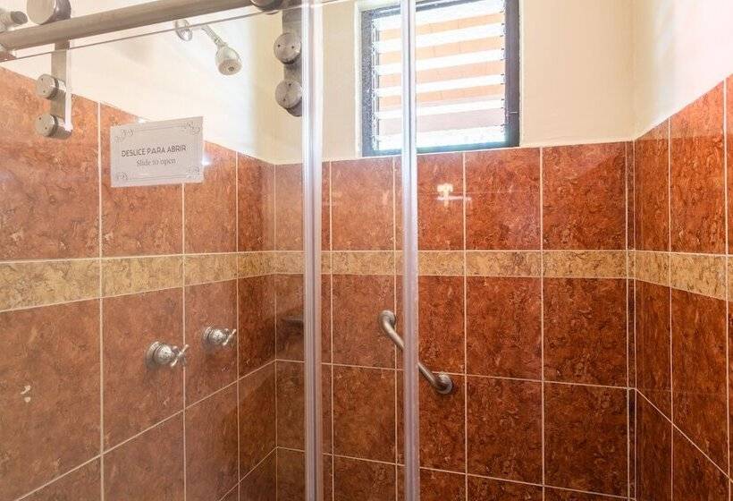 اتاق استاندارد با 2 تخت دوبل, Angel Inn