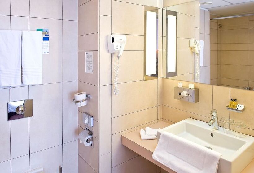 سوییت, Park Inn By Radisson Sarvar Resort & Spa   All Inclusive