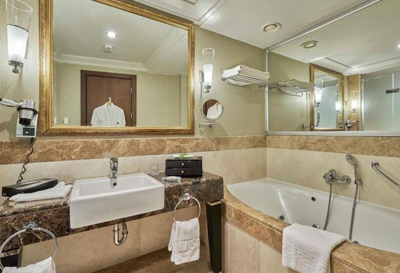 سوییت, Calista Luxury Resort