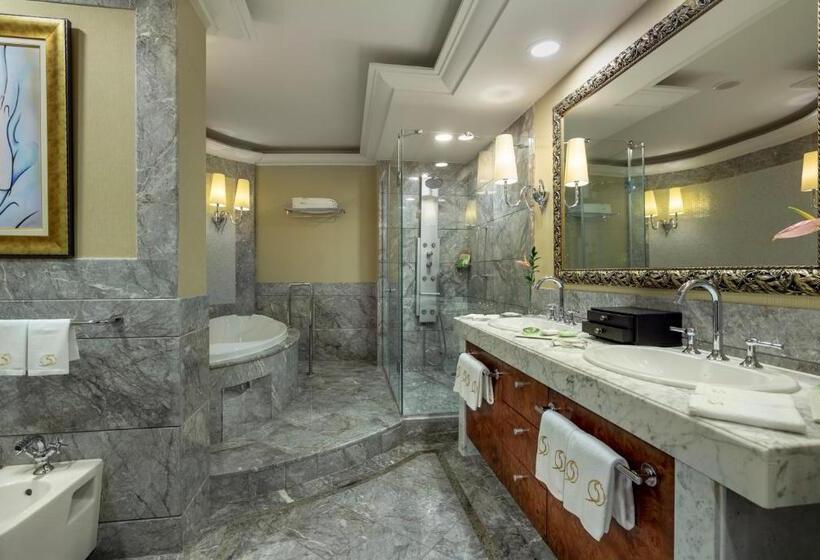 سوئیت پرزیدنت, Calista Luxury Resort