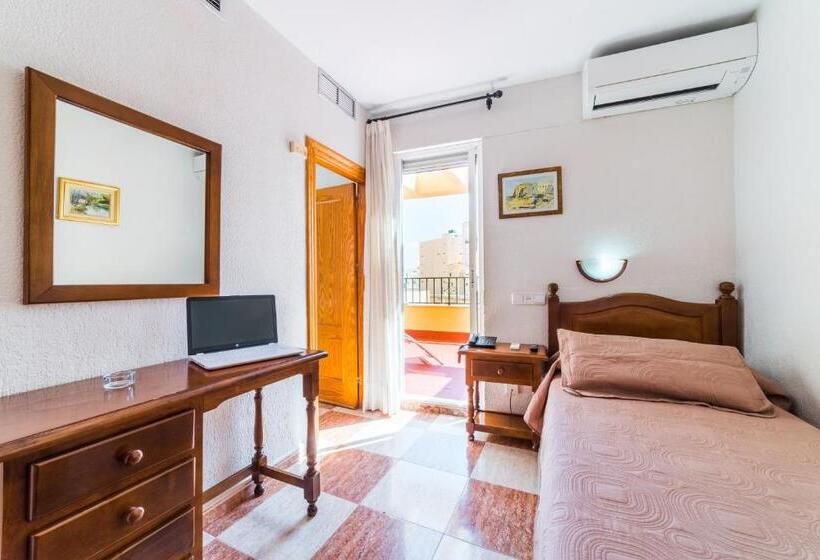 اتاق استاندارد یک تخته با بالکن, Sevilla