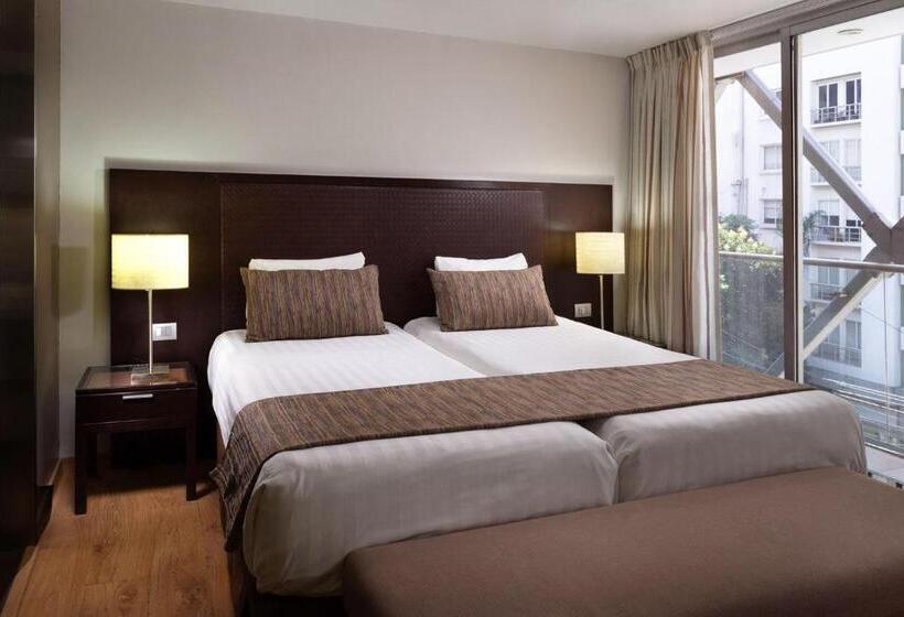 Полулюкс, Exe Suites Reforma