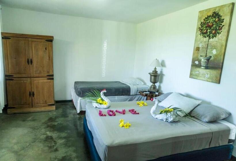 Triple Room Sea View, La Puesta Del Sol B&b