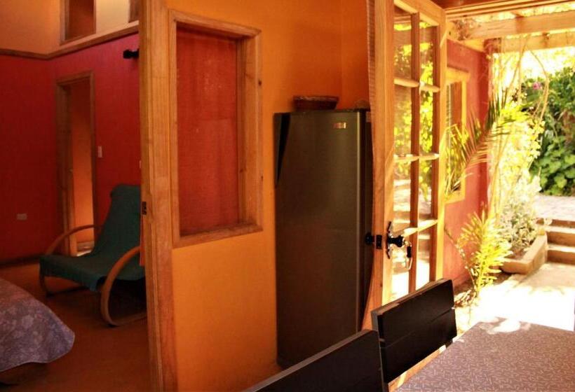 اتاق خانوادگی, El Jardín Secreto Pisco Elqui