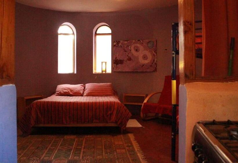 اتاق خانوادگی, El Jardín Secreto Pisco Elqui