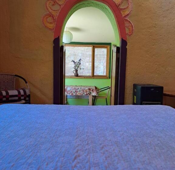 اتاق لوکس, El Jardín Secreto Pisco Elqui
