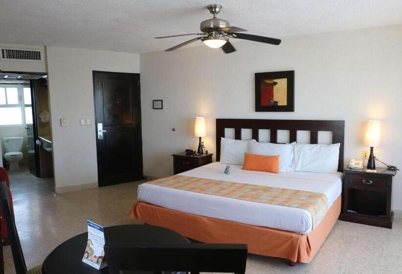 اتاق استاندارد با تخت بزرگ, Best Western Hotel Posada Freeman Zona Dorada