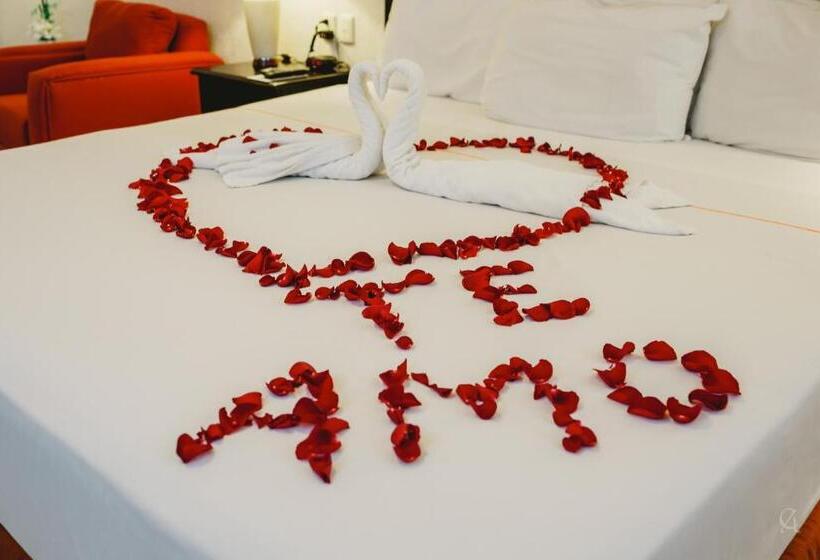 سوئیت با تخت بزرگ, Best Western Hotel Posada Freeman Zona Dorada