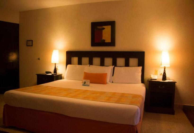 سوئیت با تخت بزرگ, Best Western Hotel Posada Freeman Zona Dorada