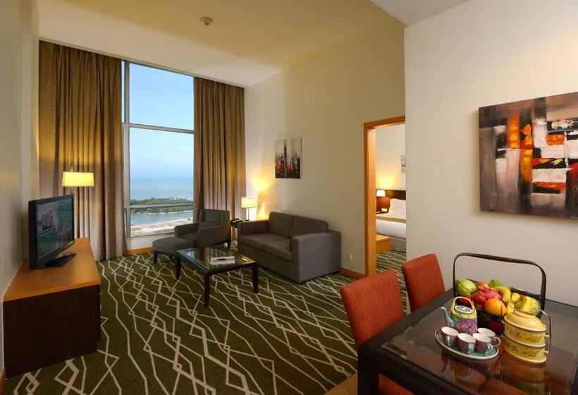 سوئیت با تخت بزرگ, Holiday Inn Melaka By Ihg