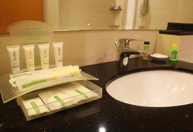 اتاق استاندارد با تخت دو نفره بزرگ, Holiday Inn Melaka By Ihg