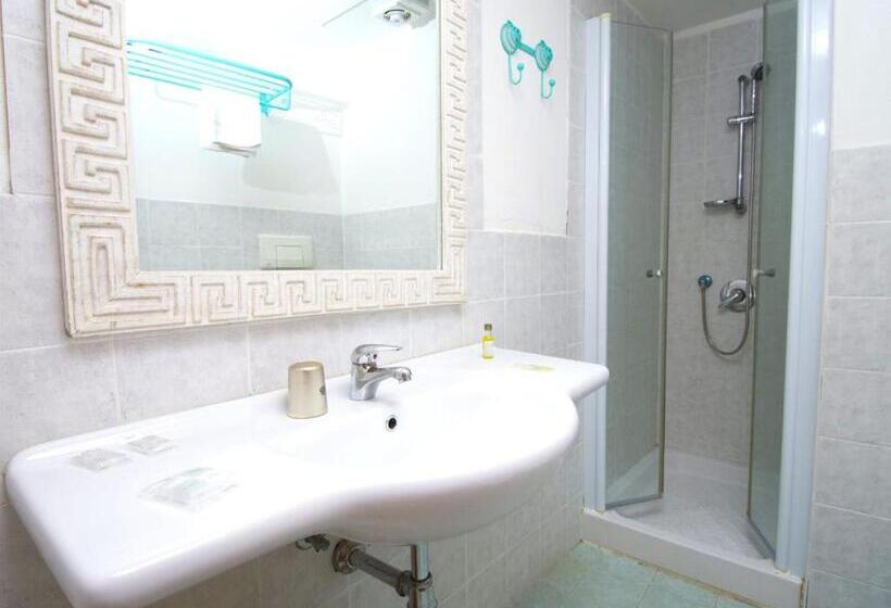 اتاق استاندارد چهار تخته, Club   Baia Dei Gigli