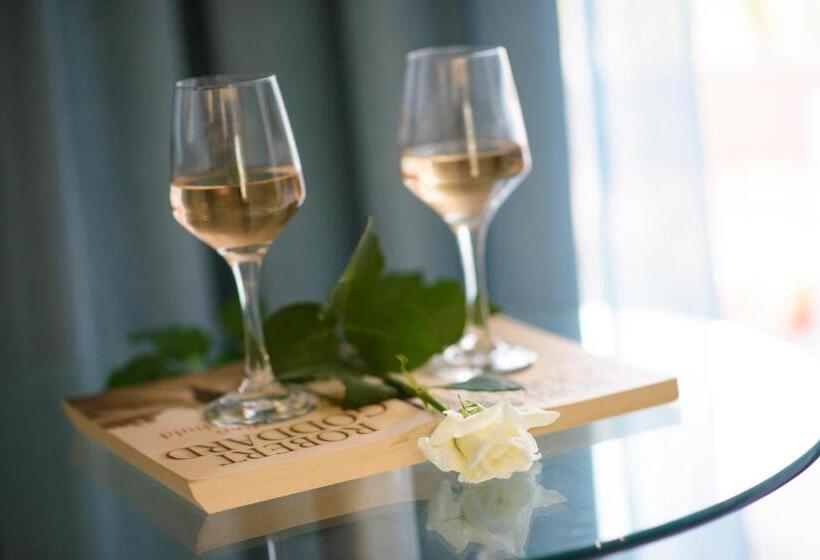 اتاق لوکس, Romantic Palace Beach Apartments
