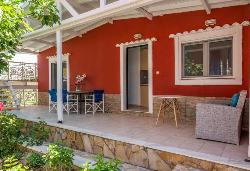 דירת חדר נוף לגינה, Romantic Palace Beach Apartments