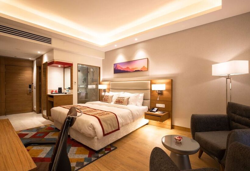 اتاق لوکس با چشم‌انداز شهر, Ramada Encore By Wyndham Kathmandu Thamel