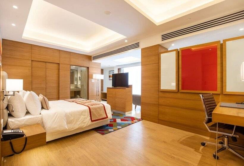 اتاق لوکس با چشم‌انداز شهر, Ramada Encore By Wyndham Kathmandu Thamel