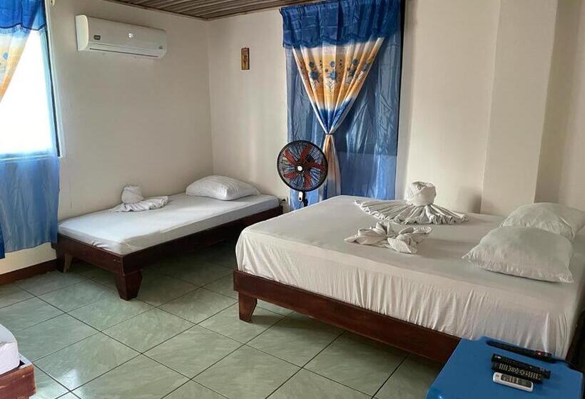 اتاق استاندارد سه نفره, Casa Caribe