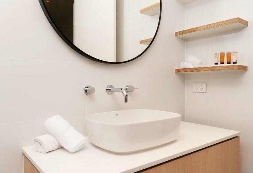 اتاق استاندارد با تخت بزرگ, Oaks R Suites Geelong