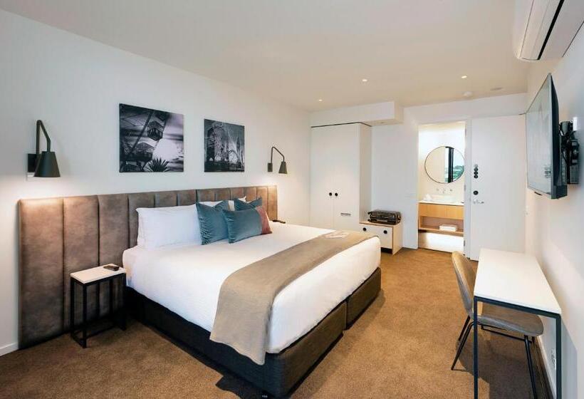 اتاق استاندارد با تخت بزرگ, Oaks R Suites Geelong