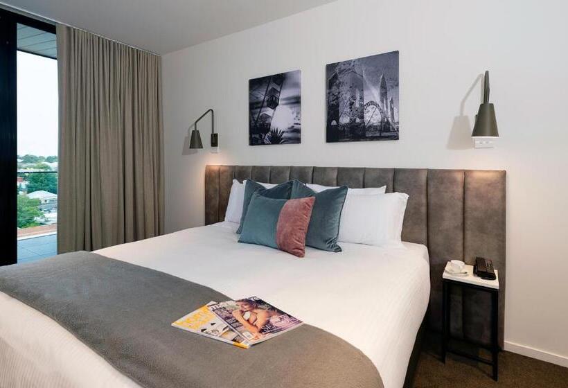 اتاق استاندارد با تخت بزرگ, Oaks R Suites Geelong