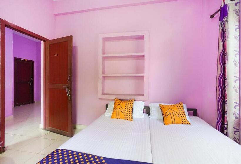 Трехместный Президентский, Spot On Rohini Residency Kadampuzha